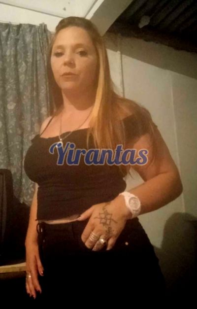 Esmeralda, puta en Unión