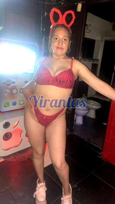 La Jenni, Escort en Piedras Blancas