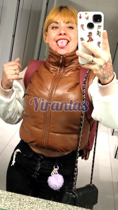 Lucero, puta en Minas