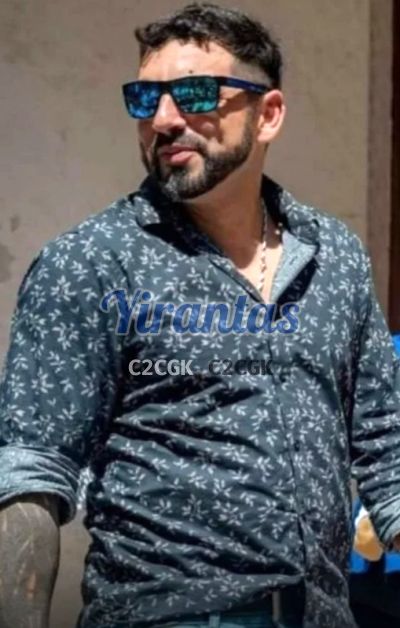 Gaston, Hombre en Toledo