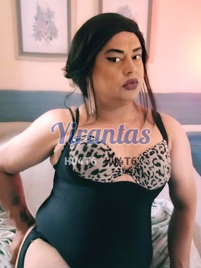 Helis, Travesti en Centro