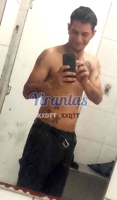 Jonathan, Hombre en Las Piedras