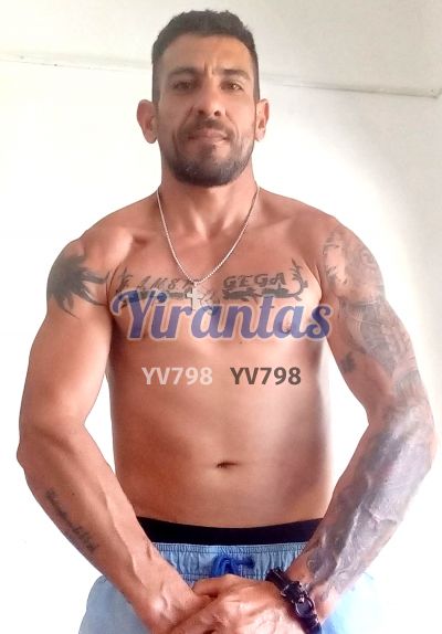Maxi 095605295, Hombre en Atlántida