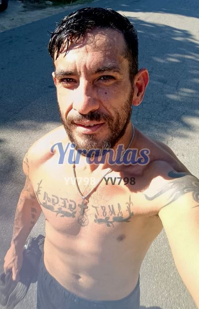 Maxi 095605295, Hombre en Atlántida