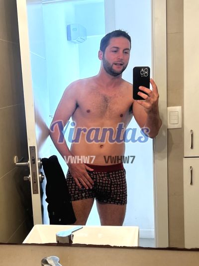 Rafa 094571221, Hombre en Prado - Nueva Savona