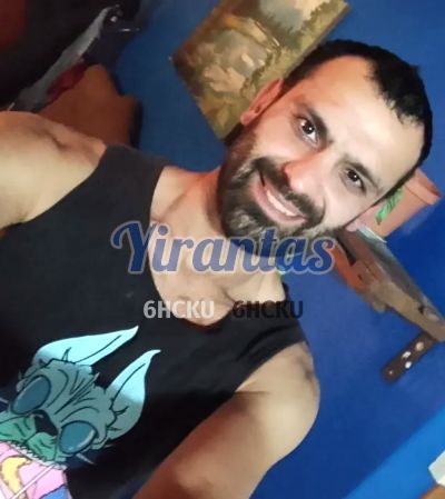 Rodrigo 096078323, Hombre en Colón