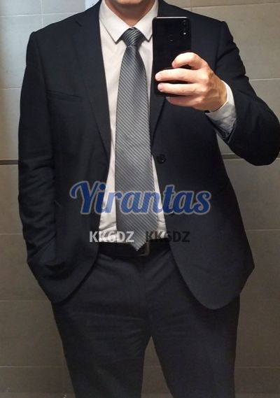 Ema, hombre en Malvín