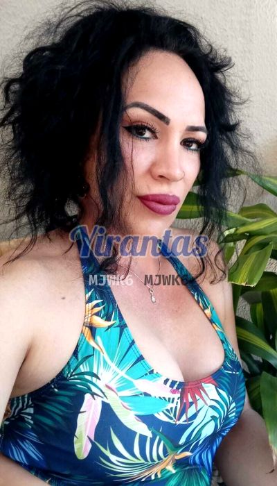 Alejandra, travesti en Cordón