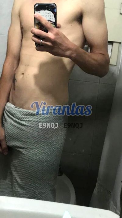 Kelon, hombre en Punta del Este