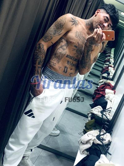 Simon 093454547, hombre en Centro