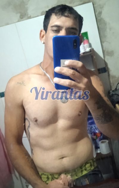 Demians, hombre en Ciudad del Plata