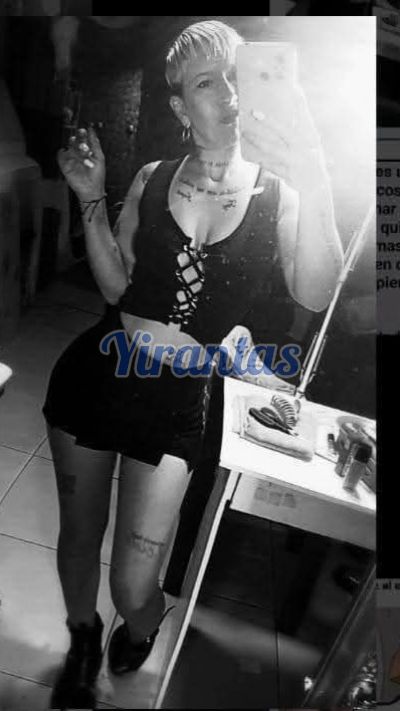 Karina 099009485, puta en Melo