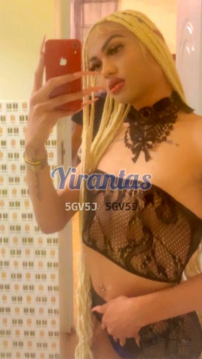 Tokyo 92405097, travesti en Centro